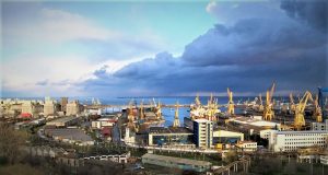 Portul Constanţa: Cale liberă şi drum asfaltat, se poate vă rog? Foto:Dan Mihăescu Port Constanţa