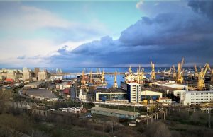 Portul Constanţa: Cale liberă şi drum asfaltat, se poate vă rog? Foto:Dan Mihăescu Port Constanţa