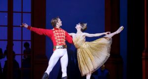 TNOB – Cenuşăreasa şi Prinţişorul! sursa:theindependent.co.uk