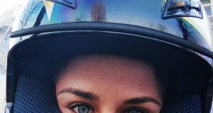 Pe două roţi Andreea Mihăescu