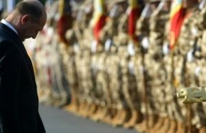 Nașul, Finul, “preacinstiții” politicieni și lupta lor „eroică” împotriva pensiilor militare