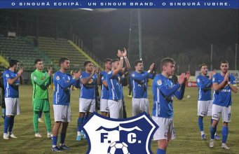 Constanţa, un oraş, o singură inimă alb-albastră. FARUL – CAMPIOANA ROMÂNIEI! Sursa:farulconstanta.com