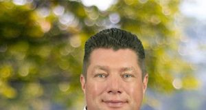 Techirghiol: Primarul Iulian Soceanu a călcat pe bec Sursa:Facebook Constantin Iuian Soceanu