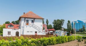 Satul de Vacanță – sat fără câini Sursa: Facebook Satul de Vacanta Mamaia