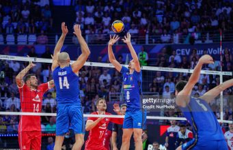 Câte ceva despre volei și fotbal