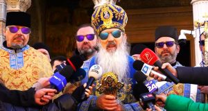 Bobotează 2024: Ca o agapă mafiotă, la Cortina d’Amprezzo Imagine procesată în scop ilustrativ