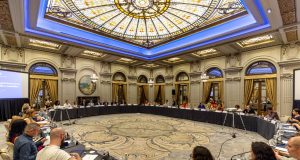 „Zâmbet strălucitor: Educație pentru dinți sănătoși”  la Conferința de prezentare a studiului CMSR despre  sănătatea orală în România Sursa:Asociația Culturală Georgiana Rusu