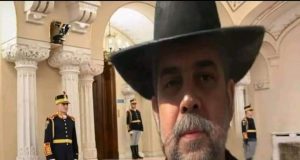 Gogomanul și Tăntălăul își dau la gioale pe Drumul Cotrocenilor