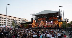 Festival Mamaia 2024:“Da dumla dumla da, Made in Romania”. Se știeee!!! Sursa: Centrul Cultural Județean Jean Constantin