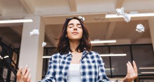 PSD ne dă forțat „bunăstare” cu lingurița de împărtășanie Sursa: curierulnational.ro