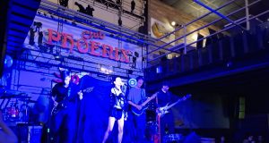 Rockereală îndrăcită cu “îngerii” de la Scarlet Aura Foto: Geta Frigioiu