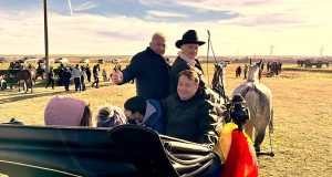 Boboteaza la „Nicolae Bălcescu”: credință și tradiție cu oameni și cai Sursa: Facebook