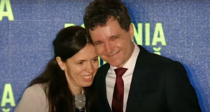 De ce îl votez pe Nicușor Dan Sursa: playtech.ro