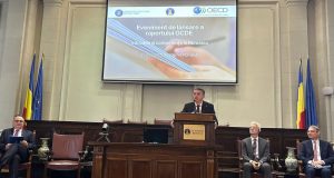 QX și OCDE 2025 despre educația din România