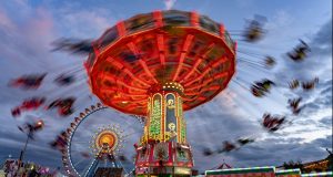 Opriți Pământul să cobor!