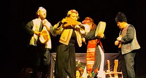 „Jocuri în ograda bunicilor”, reîntâlnire cu datinile și originile noastre Foto: Geta Frigioiu