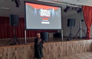 În loc de brad…“Pădurea de molizi” Foto: Geta Frigioiu