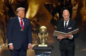 Ziua în care Trump ‘a luat lumină de la bec’