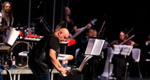 Un nou regal de rock-simfonic cu pianistul-compozitor Dorian Pîrvu Sursa: Facebook