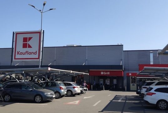 Cum m-am pierdut în galeria operelor de artă de la Kaufland