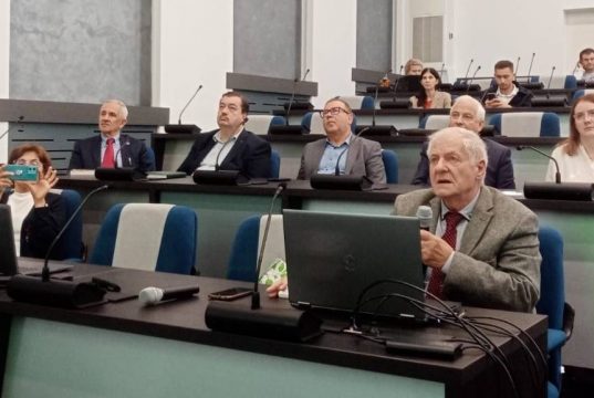 Profesorul Adrian A. Adăscăliței despre era inteligenței artificiale