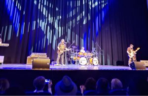 Trupa Compact – Cântec pentru prietenii din Constanța Foto: Geta Frigioiu