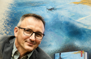 „Oameni în trening” de Robert Șerban; când banalul devine revelație