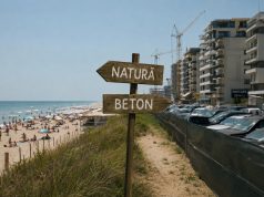 De ce veniți la noi, la mare? Imagine decorativă realizată cu IA