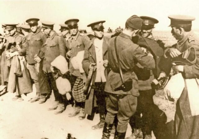 Sursa Geroge Damian/Prizonieri români în Siberia Sursa Geroge Damian/Prizonieri români în Siberia